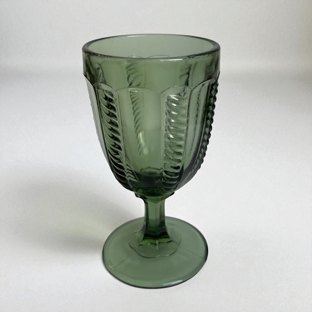 LG WRIGHT &‎ CO Vintage Cable Green Goblet